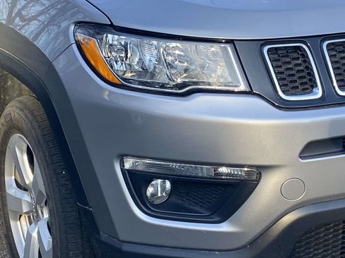 Used 2020 Jeep Compass Latitude image 5