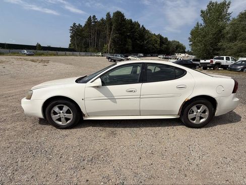 Used 2008 Pontiac Grand Prix w/ Preferred Package FWD image 51