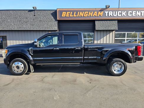 Used 2019 Ford F450 Platinum w/ Platinum Ultimate Package image 2
