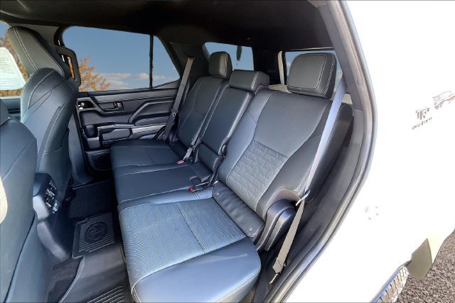 Used 2026 Toyota 4Runner TRD Off-Road Premium AWD/4WD image 21