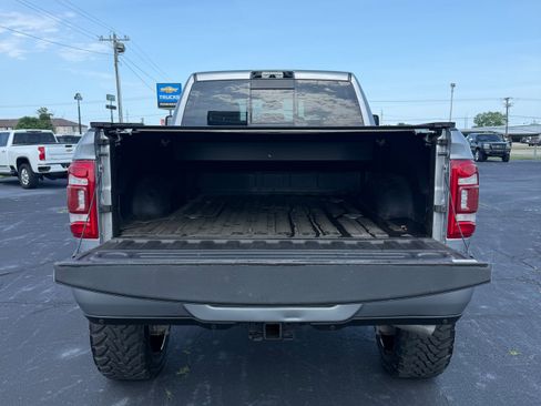 Used 2023 RAM 2500 Laramie AWD/4WD image 9