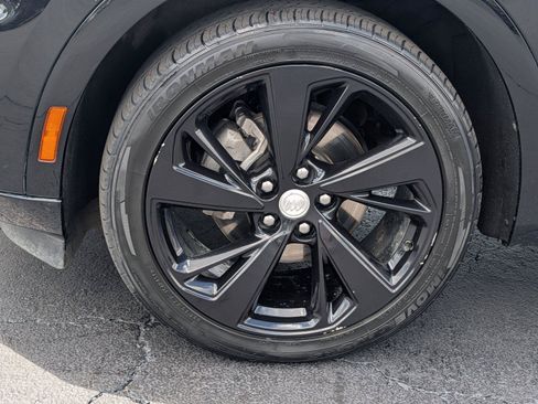 Used 2021 Buick Envision Essence w/ Sport Touring Package FWD image 9