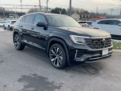 New 2026 Volkswagen Atlas Cross Sport SEL Premium R-Line AWD/4WD image 7