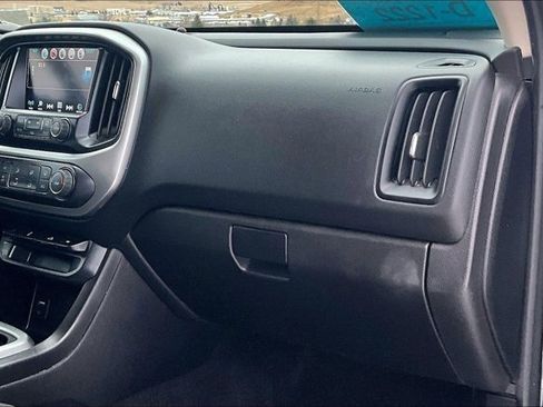Used 2018 Chevrolet Colorado LT image 25