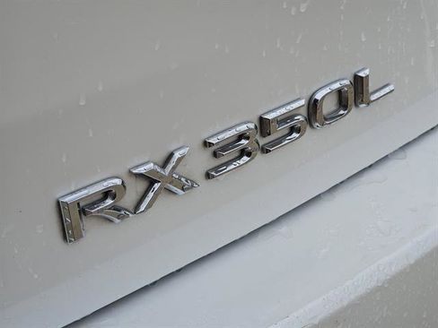 Used 2019 Lexus RX 350L Luxury image 9