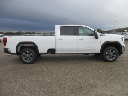 New 2026 GMC Sierra 3500 SLE w/ SLE Value Package
