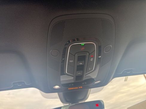 Used 2022 Audi Q5 2.0T Premium Plus w/ Premium Plus Package image 4