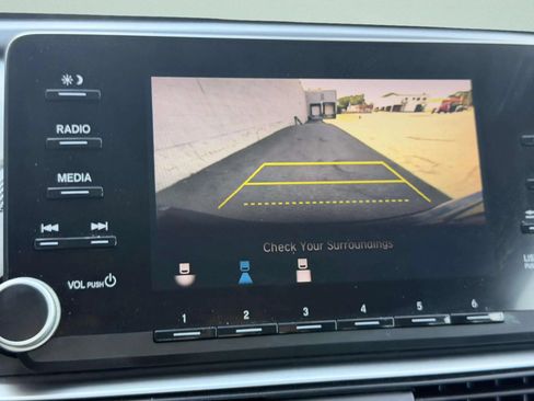Used 2019 Honda Accord LX image 30