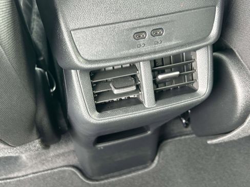 New 2026 Chevrolet Equinox LT w/ Midnight Edition FWD image 15