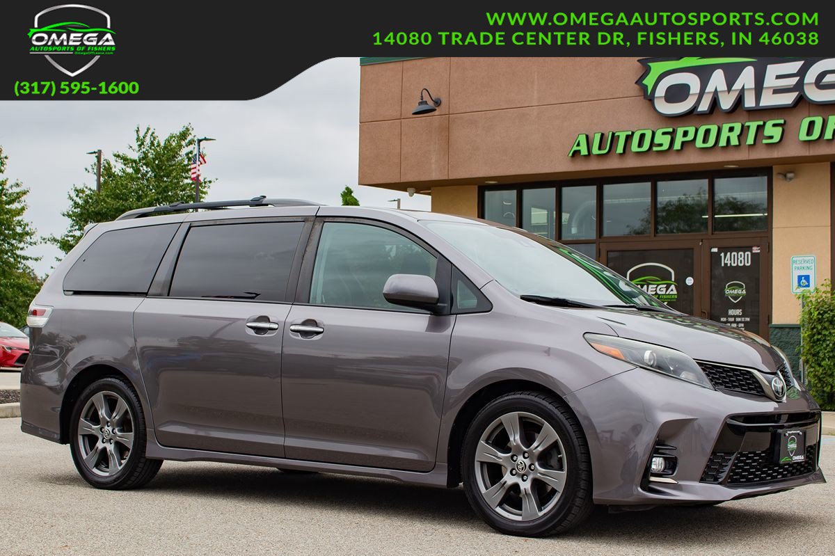 Used 2020 Toyota Sienna SE Premium FWD image 1