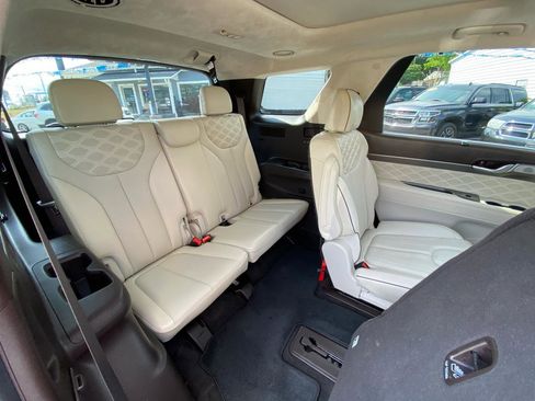 Used 2020 Hyundai Palisade Limited FWD image 11