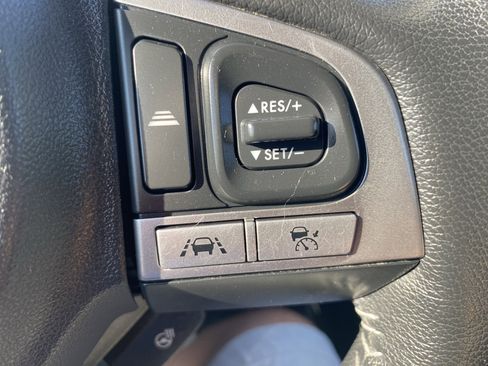 Used 2017 Subaru Forester 2.5i Touring image 19