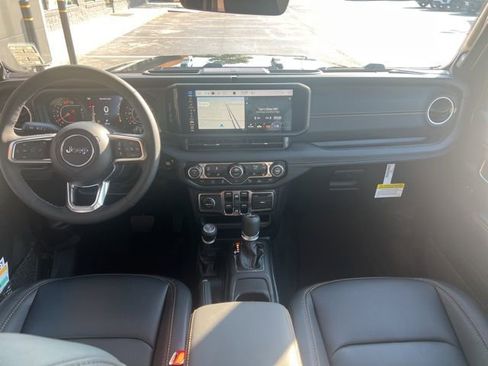 New 2026 Jeep Wrangler Unlimited Sahara AWD/4WD image 21