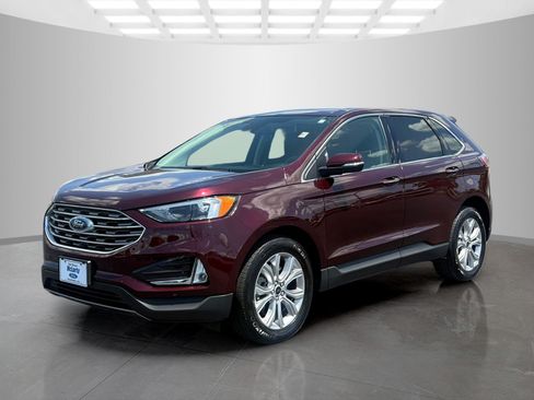 Used 2024 Ford Edge Titanium AWD/4WD image 7