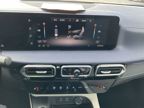 New 2026 Nissan Sentra SL w/ Floor Mat Package image 16