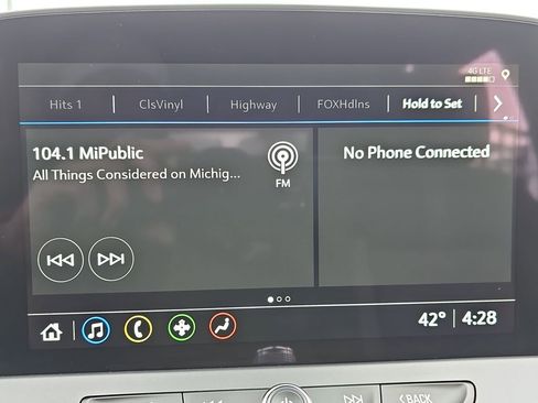 Used 2025 Chevrolet Blazer LT image 21