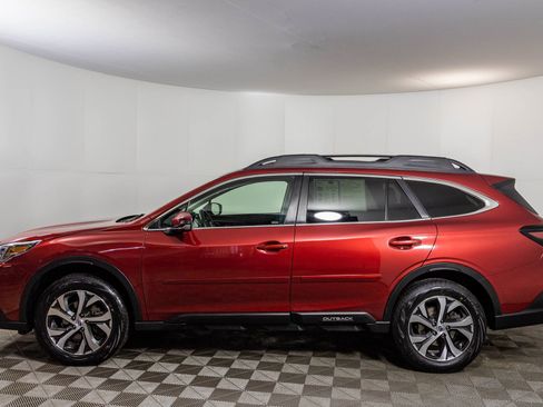 Used 2022 Subaru Outback Limited XT image 19