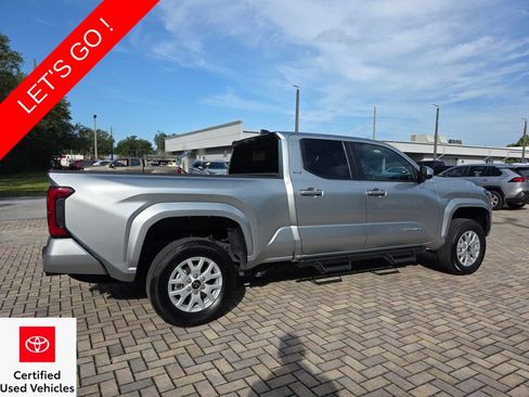 Certified 2025 Toyota Tacoma SR5 image 11