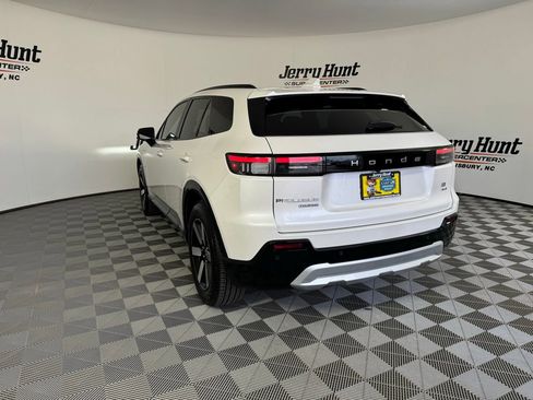 Used 2024 Honda Prologue Touring image 6