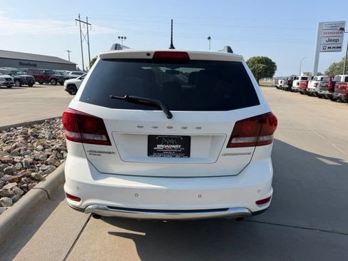 Used 2017 Dodge Journey Crossroad w/ Rear Seat Video Group I AWD/4WD image 7