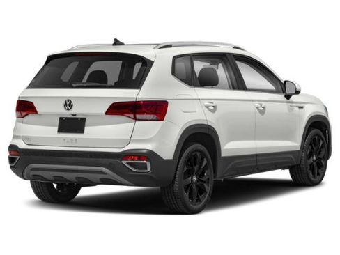 Used 2022 Volkswagen Taos SEL w/ Panoramic Sunroof Package AWD/4WD image 2