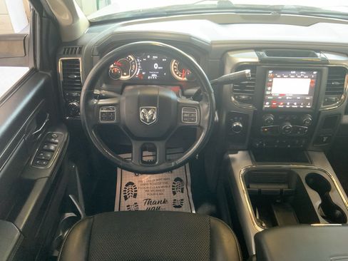 Used 2018 RAM 3500 Big Horn w/ Sport Appearance Group AWD/4WD image 8