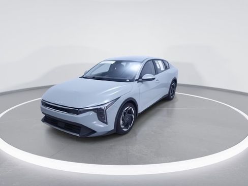 Used 2025 Kia K4 EX FWD image 2