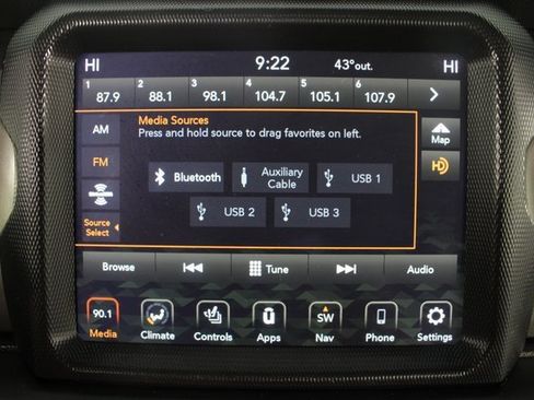 Used 2020 Jeep Wrangler Unlimited Sahara image 5