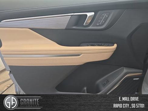 New 2026 Buick Enclave Preferred w/ Super Cruise Package AWD/4WD image 11