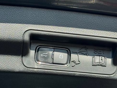 Certified 2024 Ford Explorer XLT w/ Equipment Group 202A AWD/4WD image 29