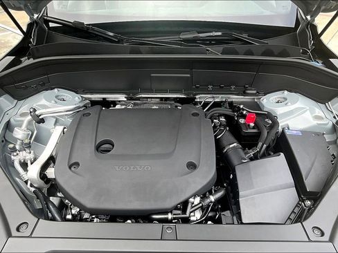 New 2026 Volvo XC90 B6 Plus w/ Protection Package Premier image 29