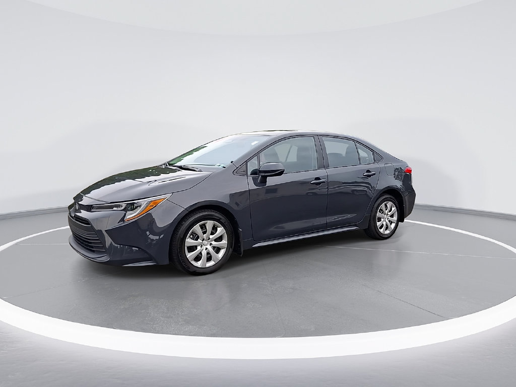 Certified 2026 Toyota Corolla LE FWD image 5