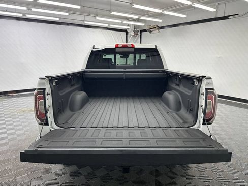 Used 2016 GMC Sierra 1500 Denali w/ Enhanced Driver Alert Package AWD/4WD image 20