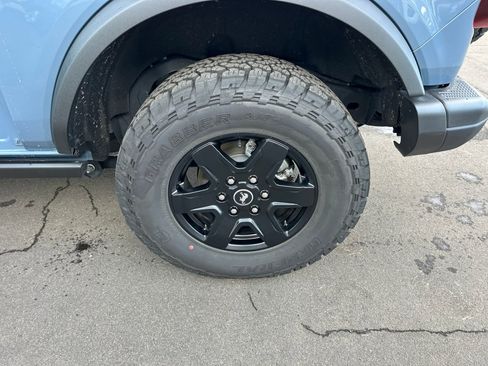 Used 2024 Ford Bronco Black Diamond image 16