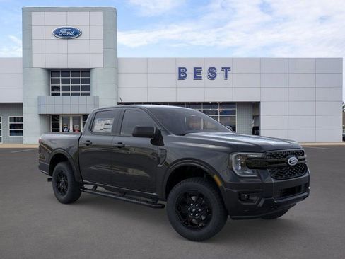 New 2025 Ford Ranger XLT w/ Black Appearance Package image 7
