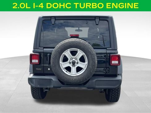 Used 2018 Jeep Wrangler Unlimited Sport S AWD/4WD image 9