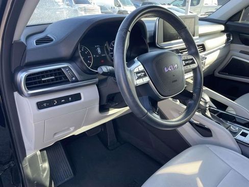Used 2022 Kia Telluride S image 17