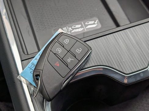 Used 2026 GMC Acadia Elevation w/ Black Edition image 37