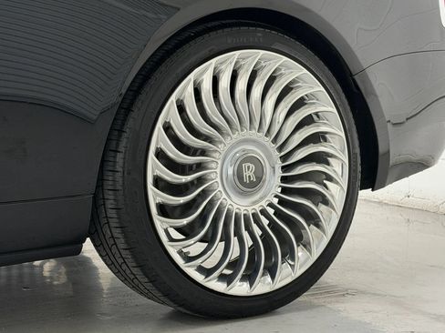 Used 2017 Rolls-Royce Dawn RWD image 43