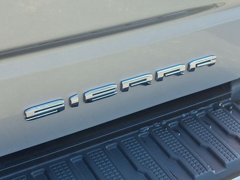 Used 2022 GMC Sierra 1500 Denali AWD/4WD image 29