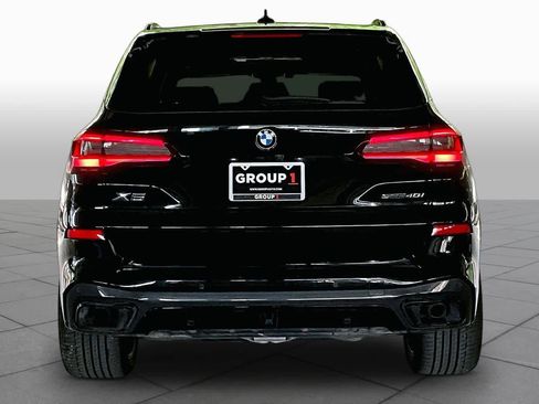 Used 2021 BMW X5 sDrive40i w/ M Sport Package RWD image 4