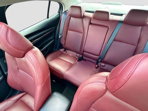 Used 2024 MAZDA MAZDA3 s image 21