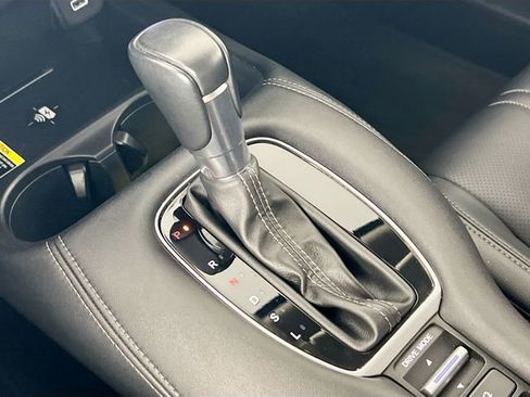 Used 2024 Honda HR-V EX-L image 19