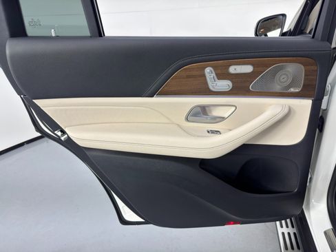 Used 2021 Mercedes-Benz GLS 580 4MATIC image 51