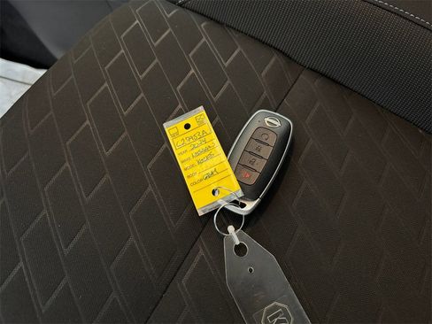 Used 2024 Nissan Kicks SV image 32