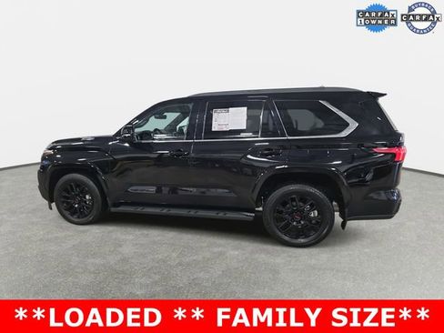 Used 2025 Toyota Sequoia SR5 w/ SR5 Premium Package image 8