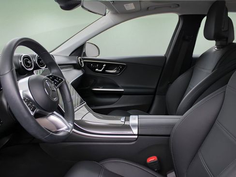 Used 2023 Mercedes-Benz C 300 Sedan image 18