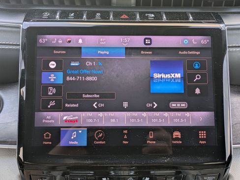 Used 2021 Jeep Grand Cherokee L Overland w/ Advanced Protech Group III image 12