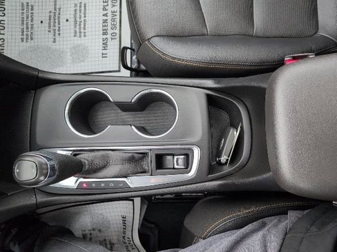 Used 2020 Chevrolet Equinox LT w/ Midnight Edition image 20