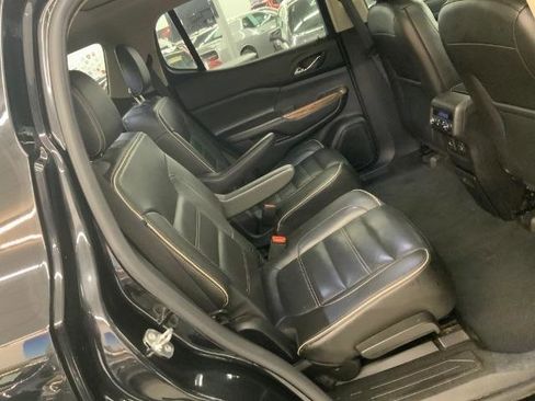 Used 2019 GMC Acadia Denali w/ Technology Package AWD/4WD image 16